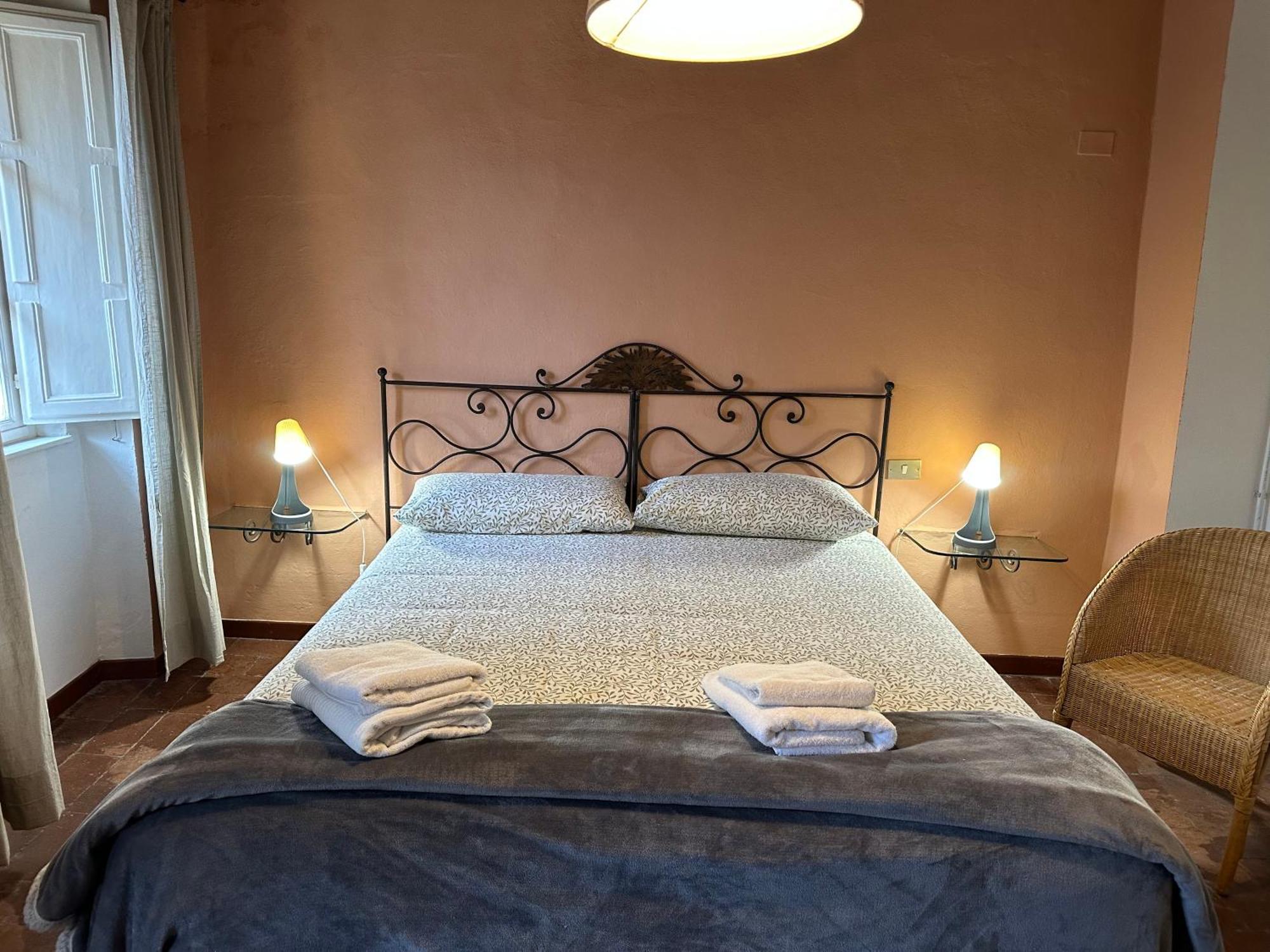 Nido Sui Tetti Di Lucca, Romantico E Centralissimo Luaran gambar